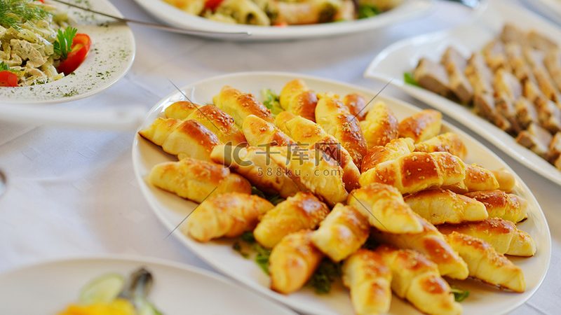 零食批发市场：揭秘十大品牌背后的秘密