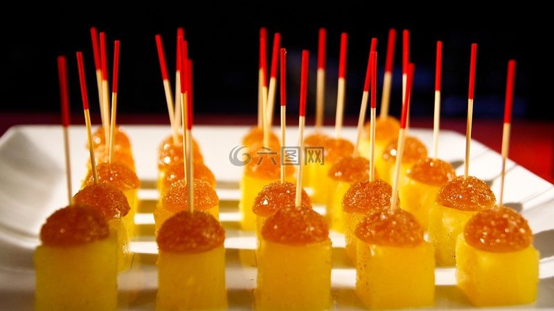 餐饮供应链安装调试，如何选择专业服务？**